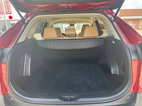 Used 2022 Toyota RAV4 LE image 34