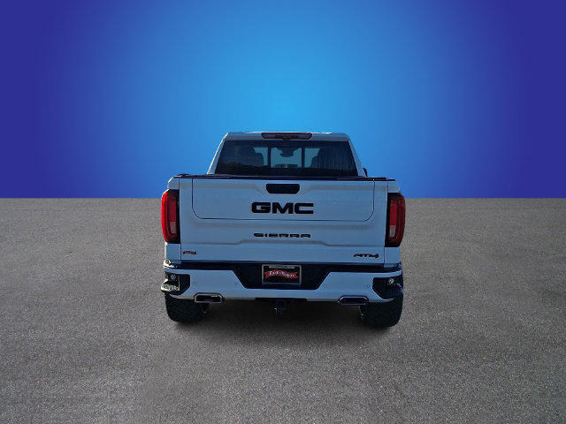 Used 2024 GMC Sierra 1500 AT4 w/ Technology Package AWD/4WD image 5
