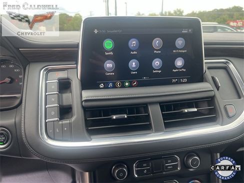 Used 2021 Chevrolet Suburban LT w/ LT Signature Package image 13