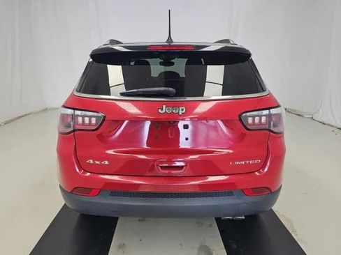 Used 2018 Jeep Compass Limited w/ Navigation Group AWD/4WD image 2