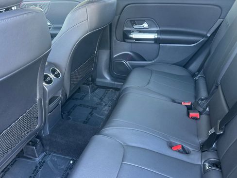 Certified 2024 Mercedes-Benz GLB 250 image 12