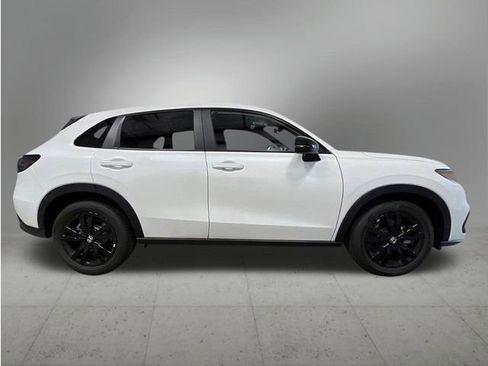 New 2026 Honda HR-V Sport image 8