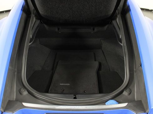 Used 2018 Jaguar F-TYPE Coupe image 15