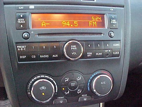 Used 2009 Nissan Altima 2.5 S FWD image 16
