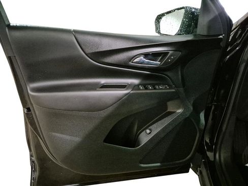 Used 2023 Chevrolet Equinox LT FWD image 14