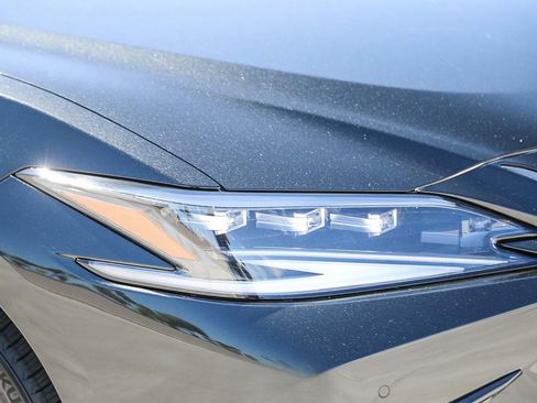 Used 2024 Lexus ES 300h F Sport w/ Accessory Package (Z2) image 8