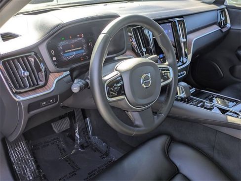 Certified 2023 Volvo S60 T8 Ultimate image 12