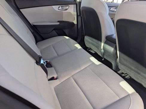 Used 2023 Kia Forte LXS w/ LXS Technology Package image 13