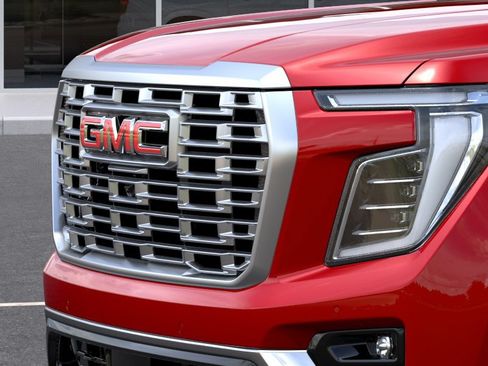 New 2026 GMC Yukon XL Denali w/ Denali Reserve Package RWD image 13