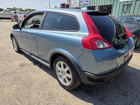 Used 2010 Volvo C30 T5 R-Design FWD image 12