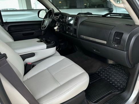 Used 2013 Chevrolet Silverado 1500 LT RWD image 15