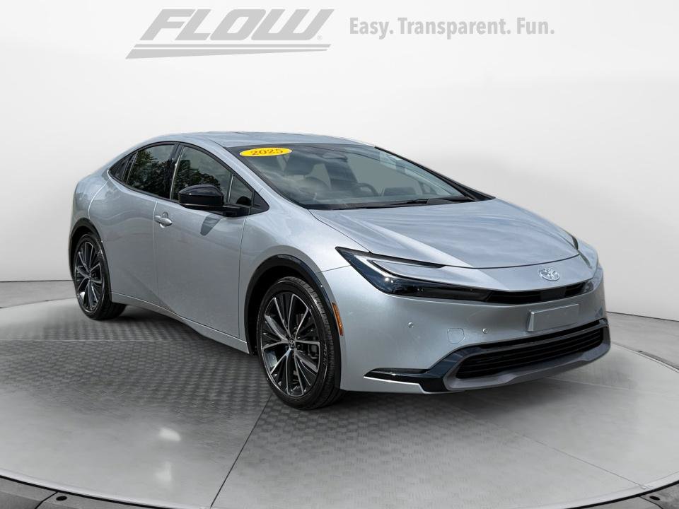 Certified 2025 Toyota Prius XLE FWD image 1