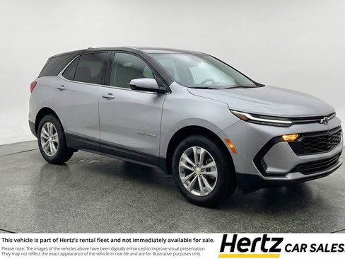 Used 2025 Chevrolet Equinox LT FWD image 1