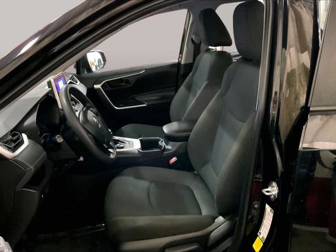 Certified 2025 Toyota RAV4 LE AWD/4WD image 7