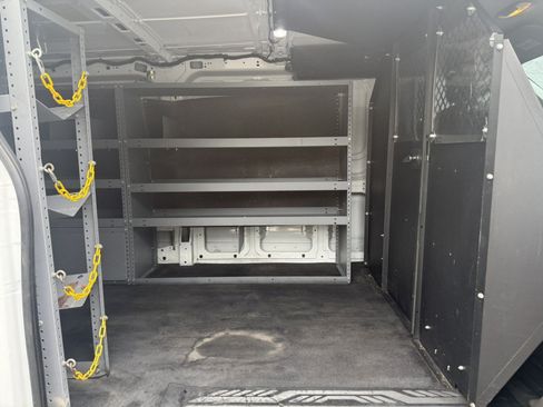 Used 2020 Ford Transit 250 Low Roof RWD image 15