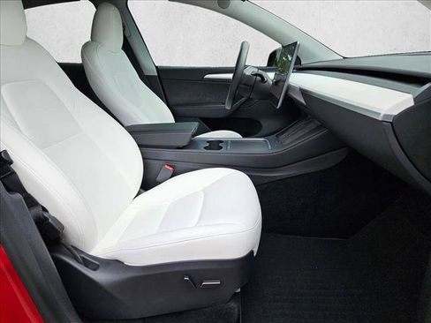 Used 2023 Tesla Model Y Long Range AWD/4WD image 22