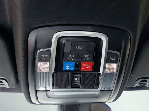 New 2026 RAM 1500 Laramie AWD/4WD image 38