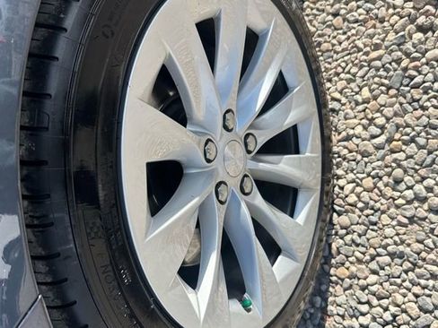 Used 2017 Tesla Model S 75D image 37