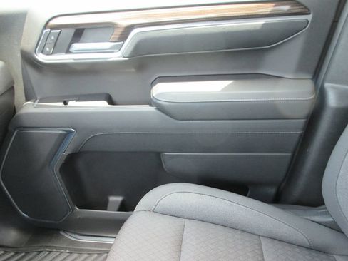 Certified 2023 Chevrolet Silverado 1500 LT AWD/4WD image 32