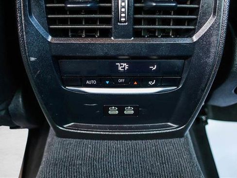 Used 2025 BMW 330i xDrive Sedan image 23