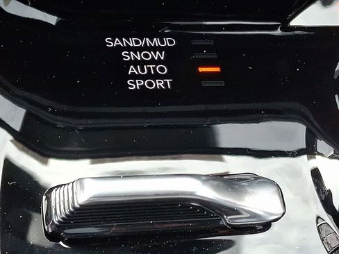 New 2026 Jeep Grand Wagoneer L Limited image 18