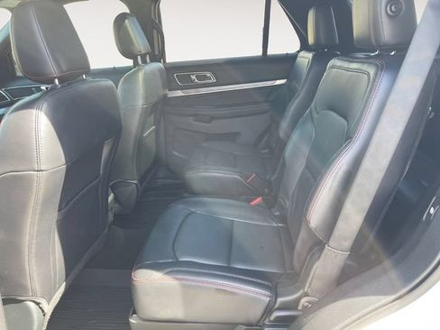 Used 2019 Ford Explorer Sport w/ Equipment Group 401A AWD/4WD image 13