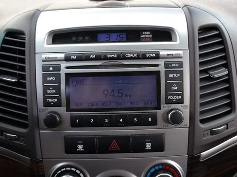 Used 2010 Hyundai Santa Fe SE FWD image 33