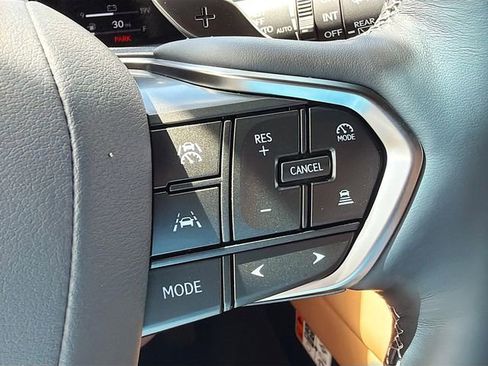 New 2026 Lexus LX 700h Luxury image 37