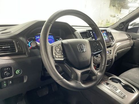 Used 2022 Honda Pilot Sport image 14