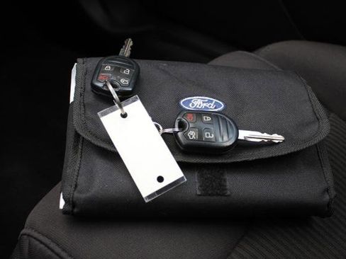 Used 2012 Ford Mustang Convertible image 37