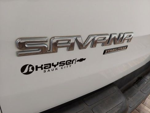 Used 2016 GMC Savana 3500 image 11