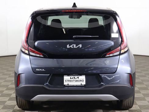 Used 2025 Kia Soul LX w/ LX Technology Package image 11