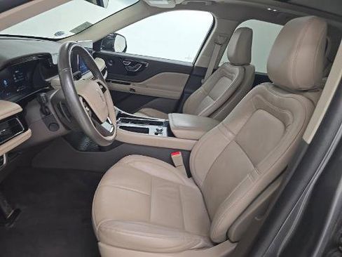 Used 2023 Lincoln Aviator Reserve w/ Equipment Group 201A AWD/4WD image 3