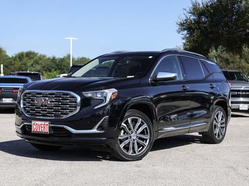 Used 2018 GMC Terrain Denali w/ Advanced Safety Package AWD/4WD image 2