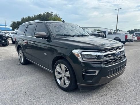 Used 2022 Ford Expedition King Ranch RWD image 3