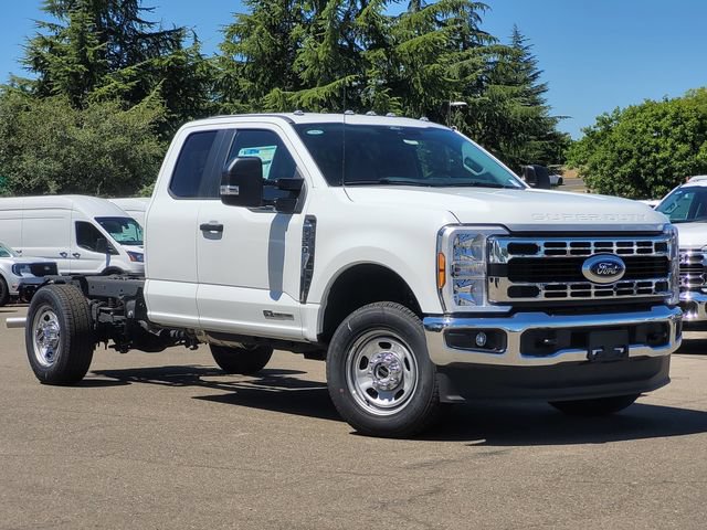 New 2026 Ford F350 XL w/ XL Chrome Package AWD/4WD image 1