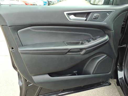 Used 2024 Ford Edge Titanium image 15