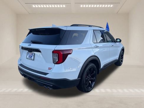 Used 2023 Ford Explorer ST w/ Equipment Group 401A image 8