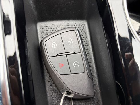 Used 2025 Chevrolet Equinox LT image 21