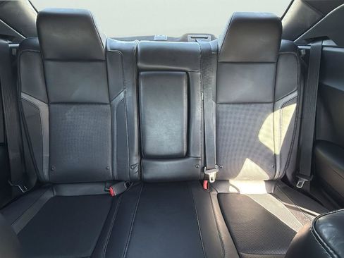 Used 2016 Dodge Challenger SXT Plus image 24