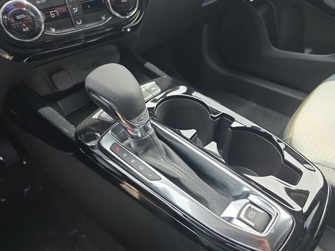 New 2026 Chevrolet Trax LT w/ Driver Confidence Package image 24