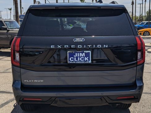 New 2027 Ford Expedition Platinum w/ Driver's Package AWD/4WD image 3