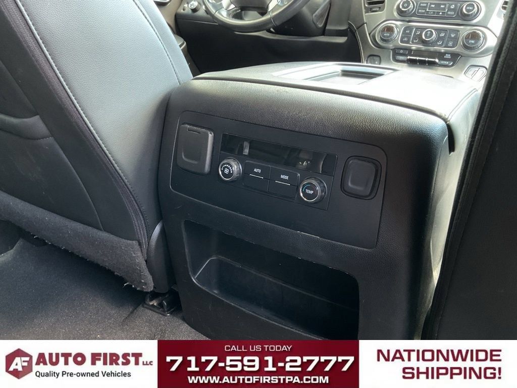 Used 2020 Chevrolet Suburban LT AWD/4WD image 18