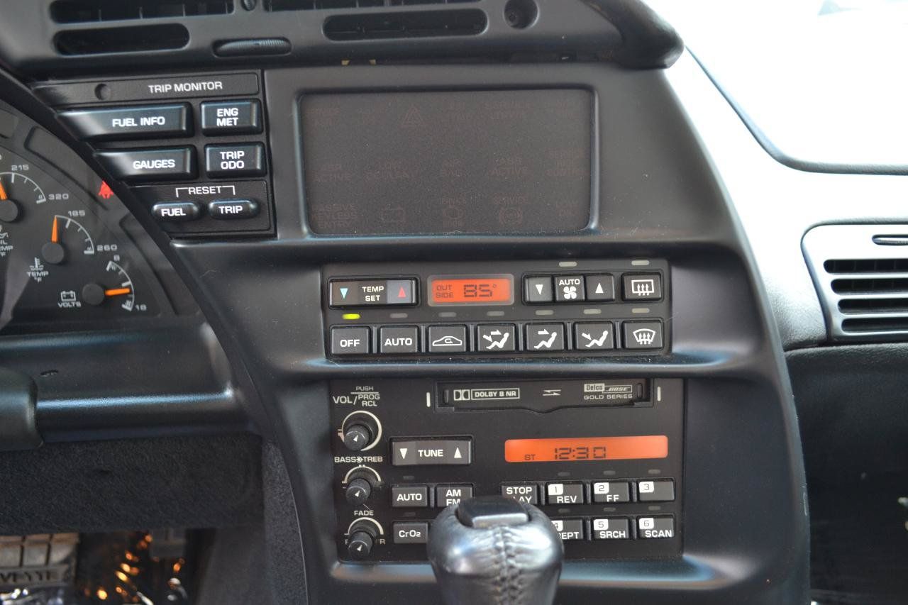 Used 1996 Chevrolet Corvette Coupe RWD image 19