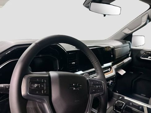 New 2026 Chevrolet Silverado 1500 LT Trail Boss w/ Convenience Package II AWD/4WD image 12