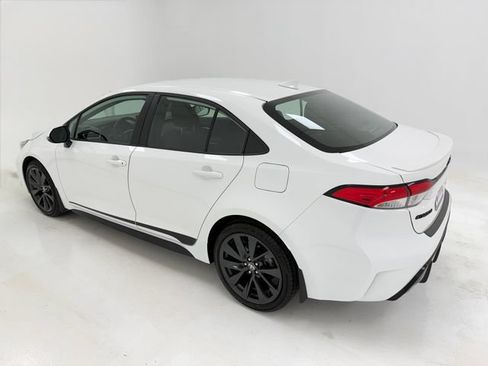 Used 2024 Toyota Corolla SE FWD image 37