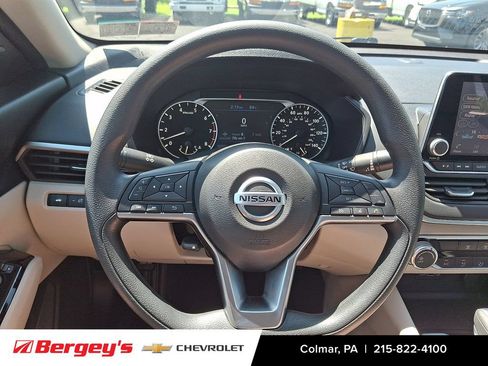 Used 2021 Nissan Altima 2.5 SV FWD image 20