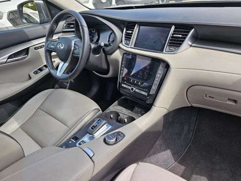 Used 2024 INFINITI QX50 Luxe AWD/4WD image 10