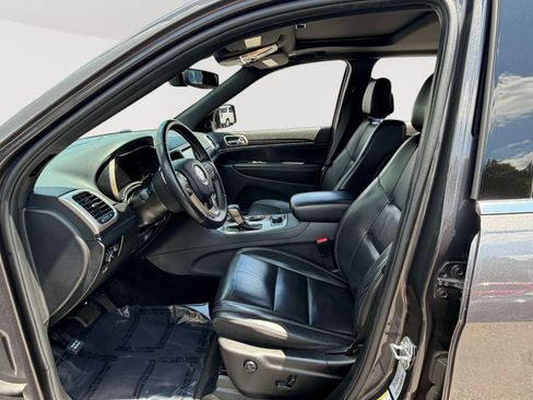 Used 2017 Jeep Grand Cherokee Limited AWD/4WD image 22