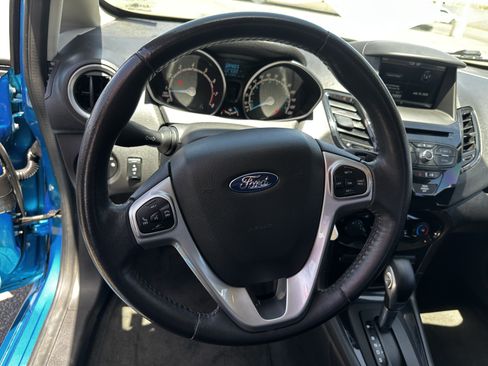 Used 2015 Ford Fiesta SE w/ Equipment Group 201A FWD image 19